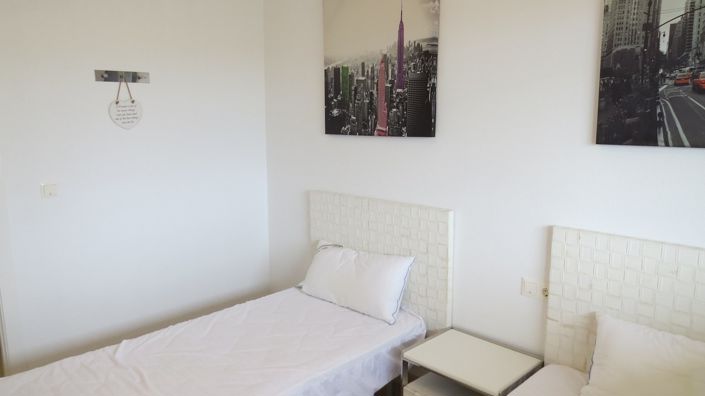 Image No.27-3 Bed Apartment for sale