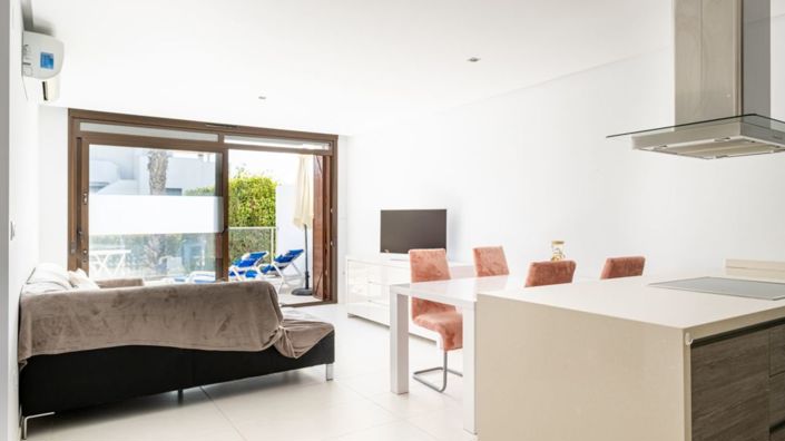 Image No.18-2 Bed Apartment for sale