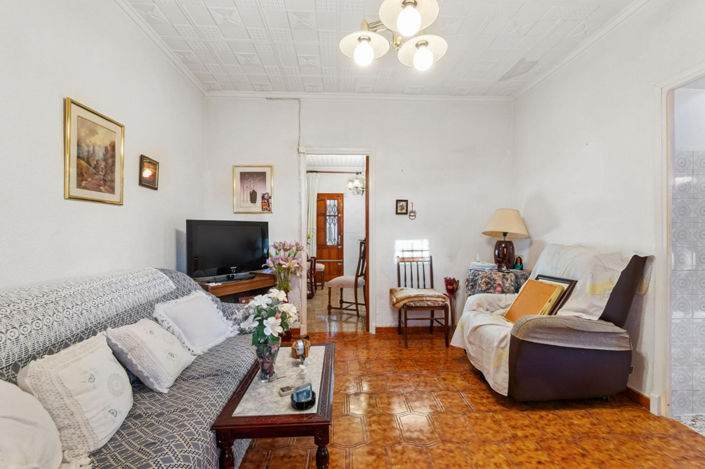 Image No.3-4 Bed Villa for sale