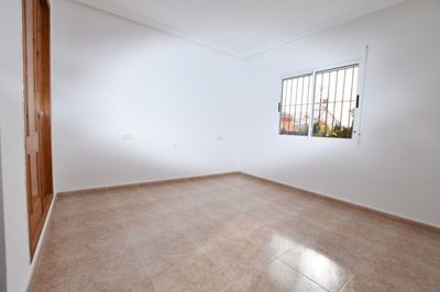 b905a68a810db2c4a629xlarge