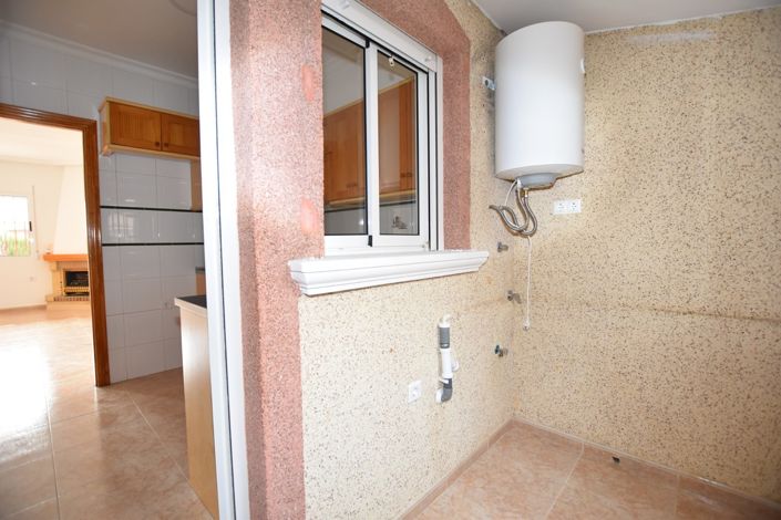 Image No.18-3 Bed Villa for sale