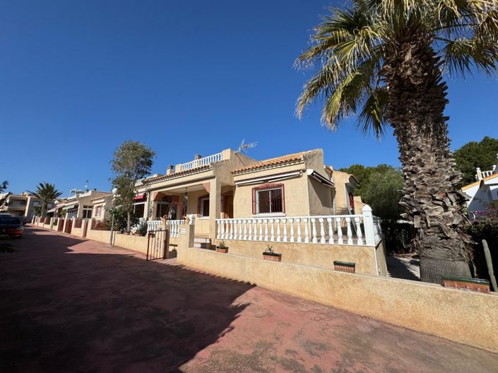 Image No.33-3 Bed Villa for sale