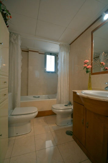 Image No.19-2 Bed Apartment for sale