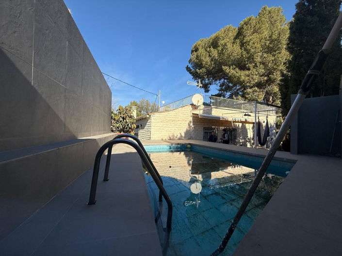 Image No.2-3 Bed Villa for sale