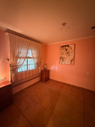 Image No.23-3 Bed Villa for sale