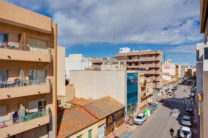 Image No.19-4 Bed Apartment for sale