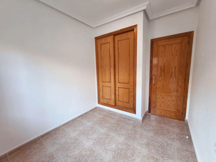 Image No.9-3 Bed Villa for sale