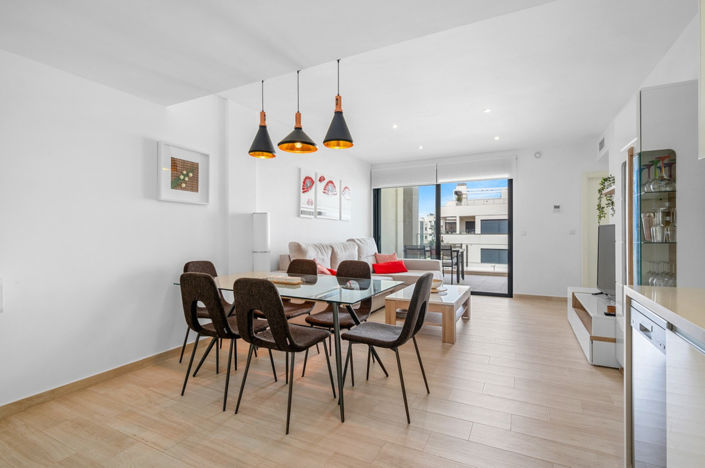 Image No.8-2 Bed Apartment for sale