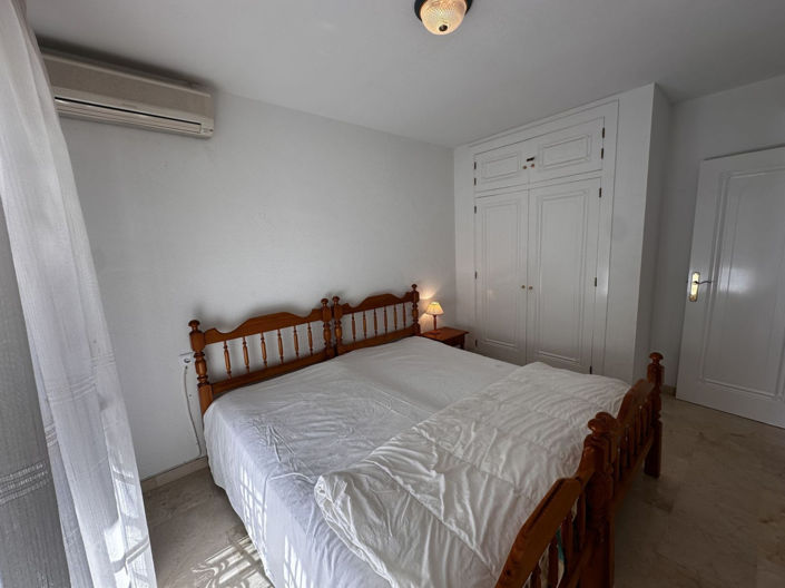 Image No.15-3 Bed Villa for sale