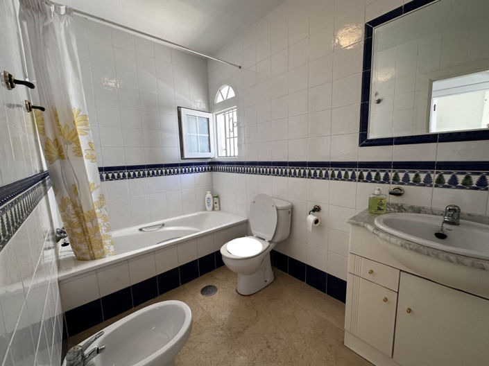 Image No.16-3 Bed Villa for sale