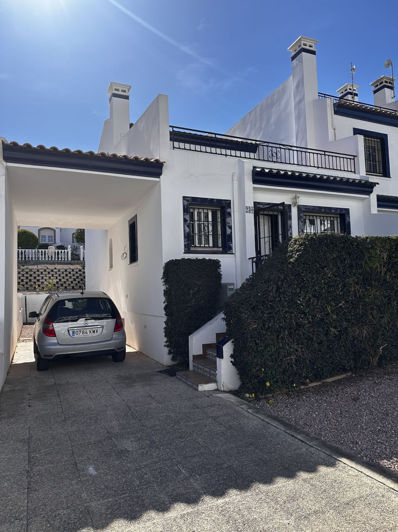 Image No.5-3 Bed Villa for sale