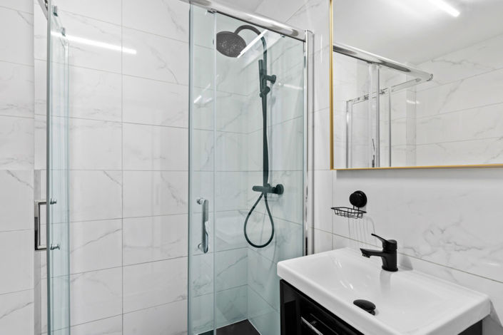 Image No.19-2 Bed Apartment for sale