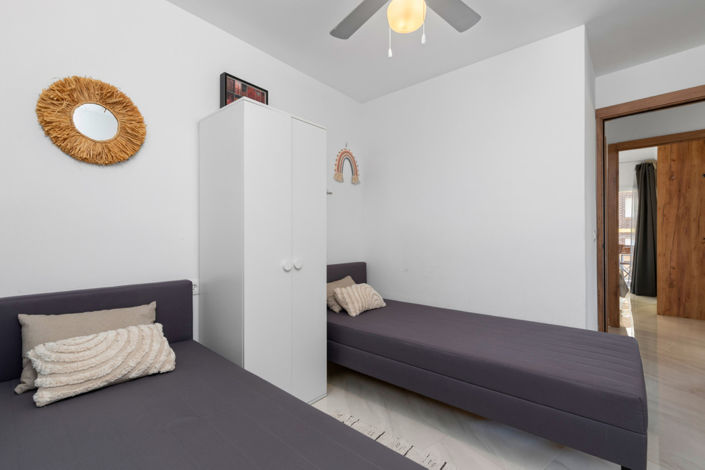 Image No.21-2 Bed Apartment for sale