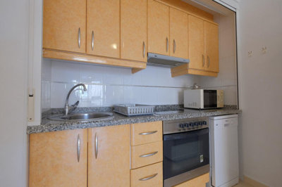 21a408b5672b80bdfba2xlarge