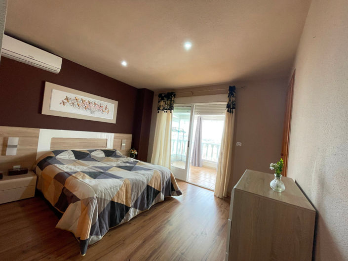 Image No.8-5 Bed Villa for sale