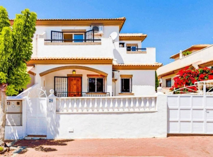 Image No.2-3 Bed Villa for sale