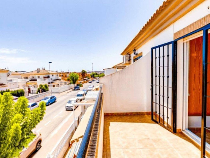 Image No.8-3 Bed Villa for sale