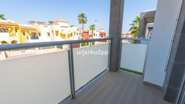 Image No.35-2 Bed Villa for sale