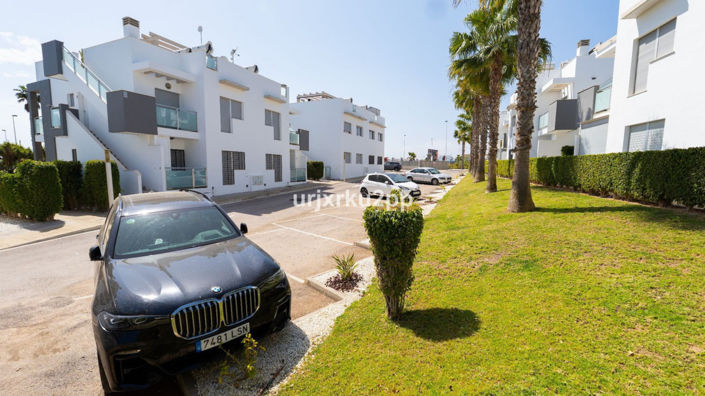 Image No.37-2 Bed Villa for sale