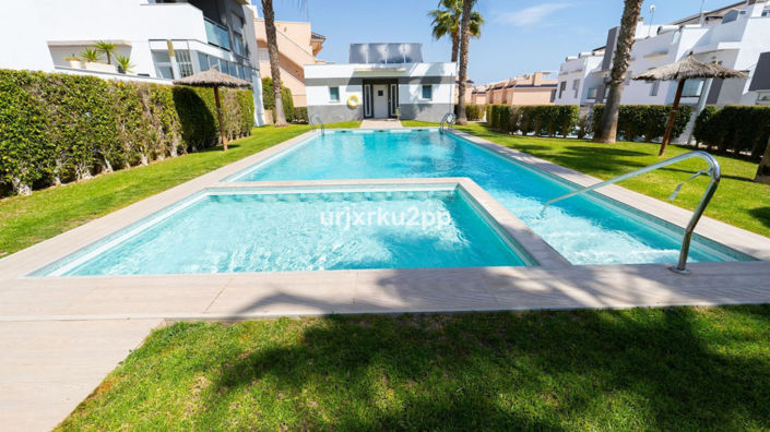 Image No.38-2 Bed Villa for sale