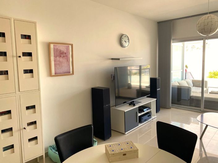 Image No.9-2 Bed Villa for sale