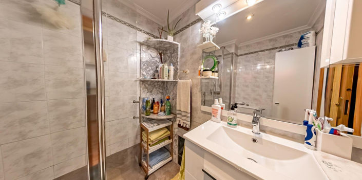 Image No.13-2 Bed Apartment for sale