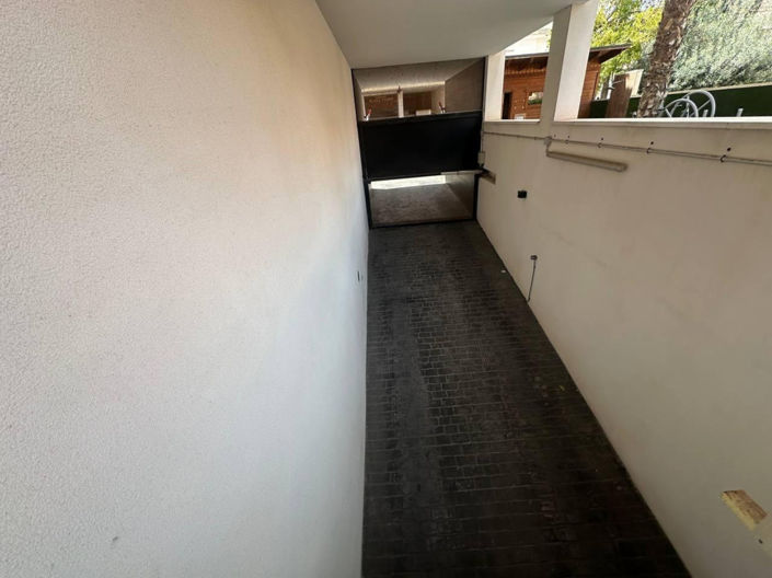 Image No.21-2 Bed Apartment for sale