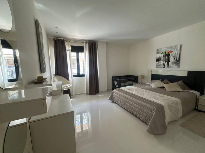 Image No.25-2 Bed Apartment for sale