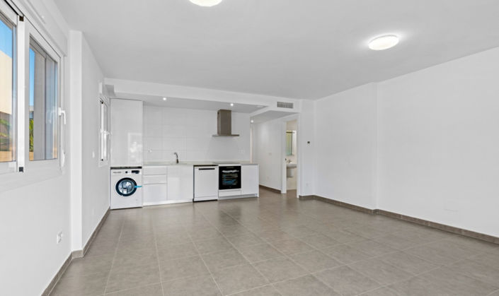 Image No.4-2 Bed Villa for sale