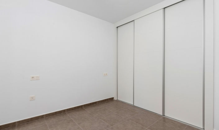 Image No.9-2 Bed Villa for sale