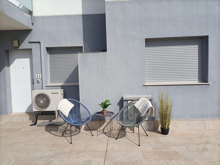 Image No.20-2 Bed Villa for sale