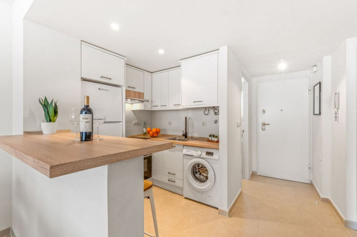 Image No.10-2 Bed Apartment for sale