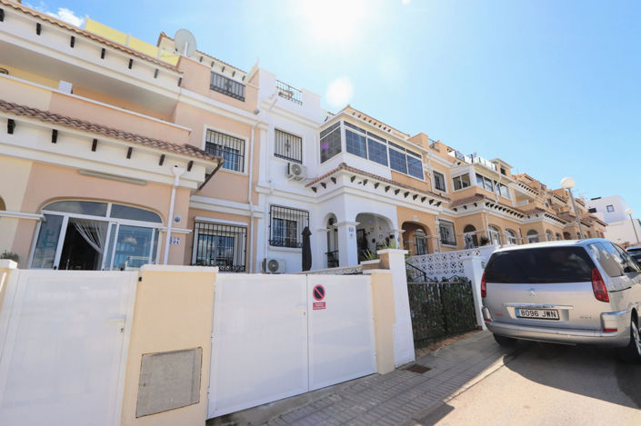 Image No.31-3 Bed Villa for sale