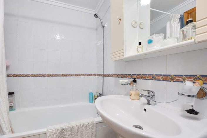 Image No.15-3 Bed Apartment for sale