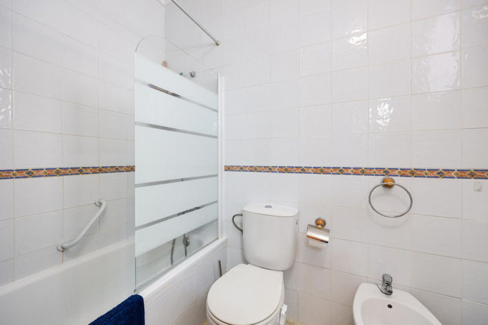 Image No.21-3 Bed Apartment for sale