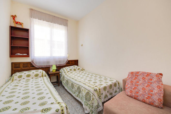 Image No.27-3 Bed Apartment for sale