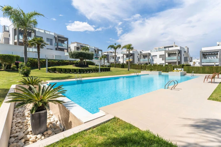 Image No.1-2 Bed Apartment for sale