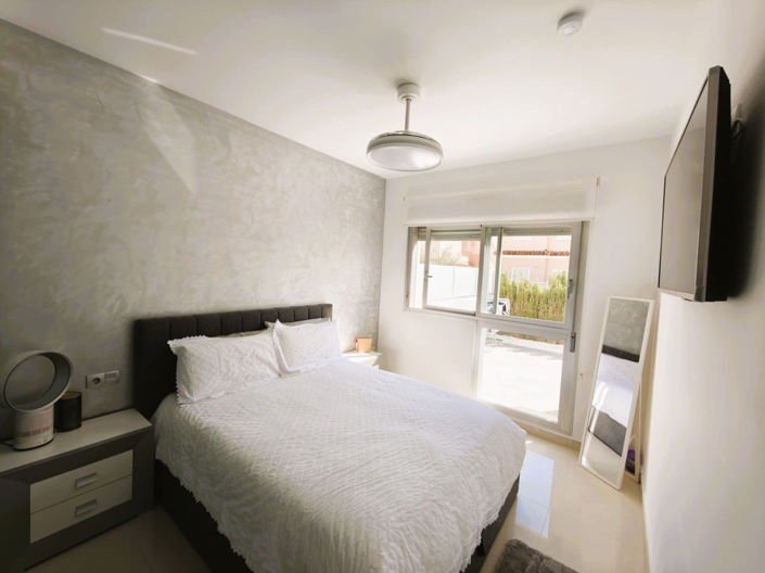 Image No.21-2 Bed Apartment for sale