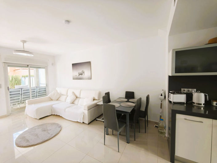 Image No.22-2 Bed Apartment for sale