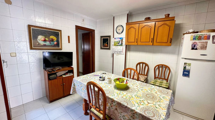 Image No.15-6 Bed Apartment for sale