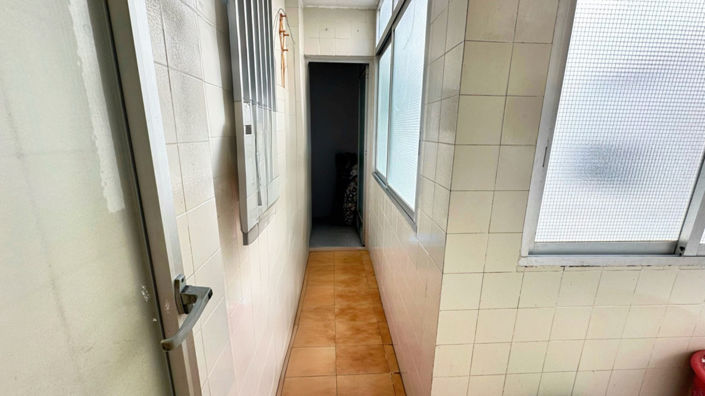 Image No.18-6 Bed Apartment for sale