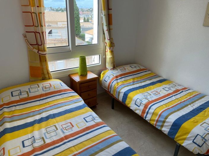 Image No.20-2 Bed Apartment for sale