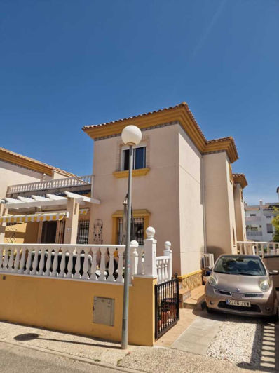 Image No.1-3 Bed Villa for sale