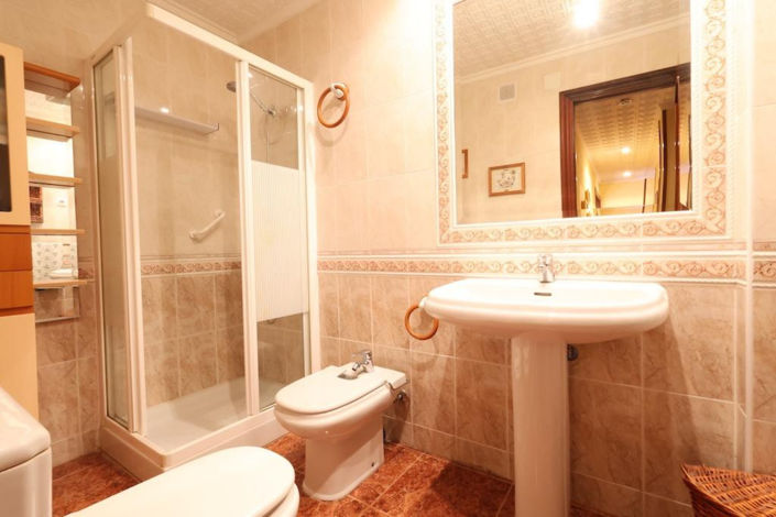 Image No.18-3 Bed Apartment for sale