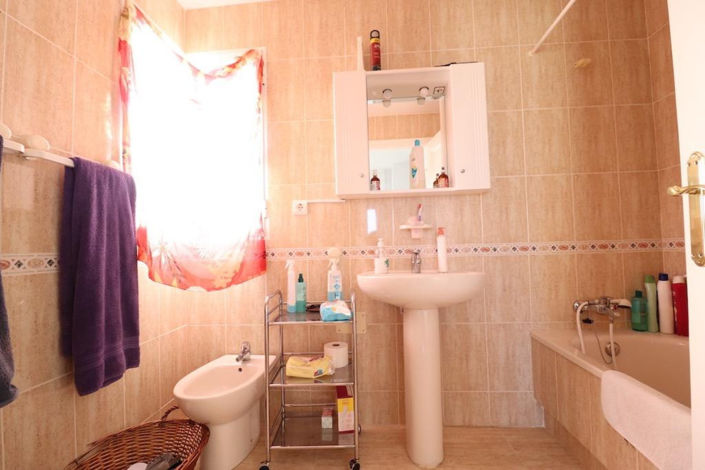 Image No.13-3 Bed Apartment for sale