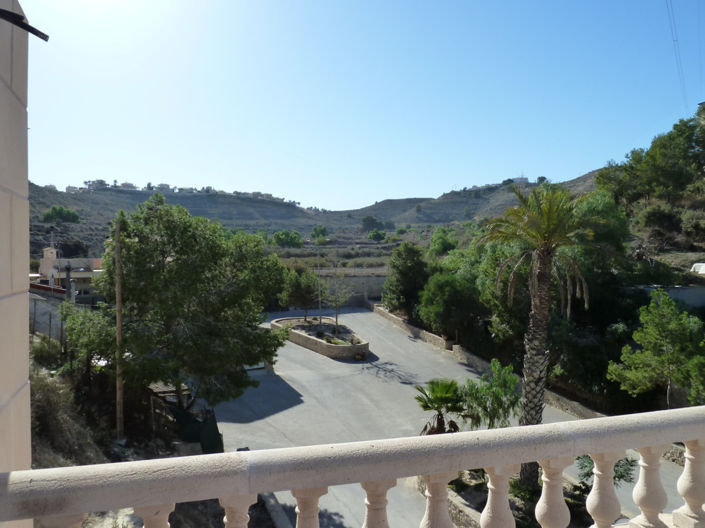 Image No.3-3 Bed Villa for sale