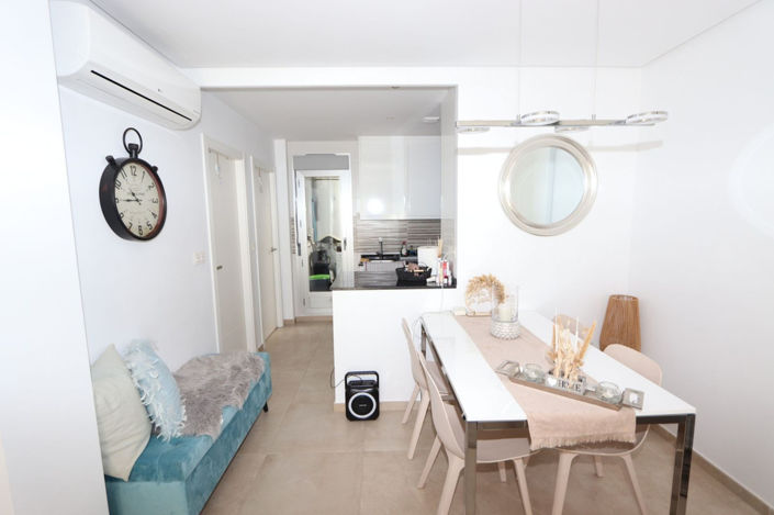 Image No.10-2 Bed Apartment for sale