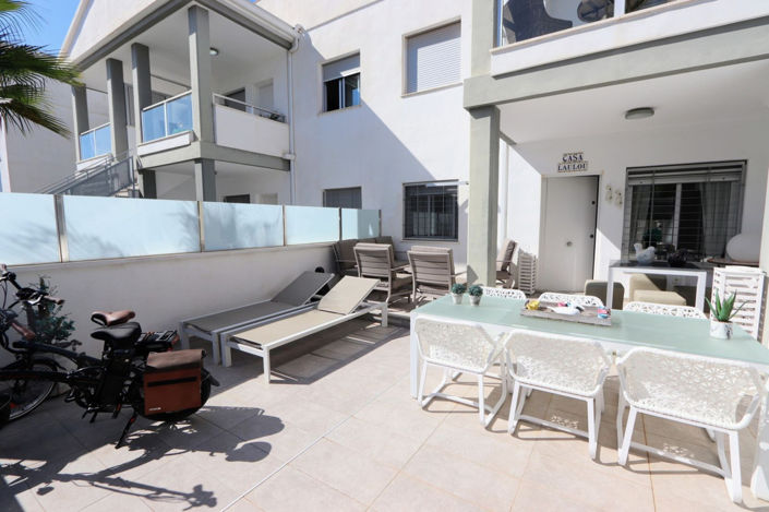 Image No.20-2 Bed Apartment for sale