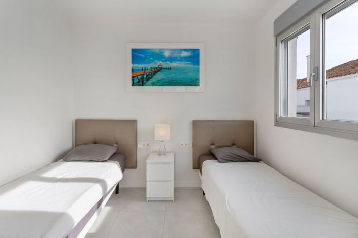 Image No.17-3 Bed Apartment for sale