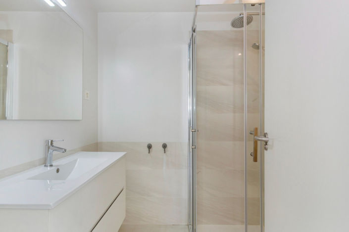 Image No.18-3 Bed Apartment for sale